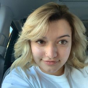 Meet your Posher, Eva